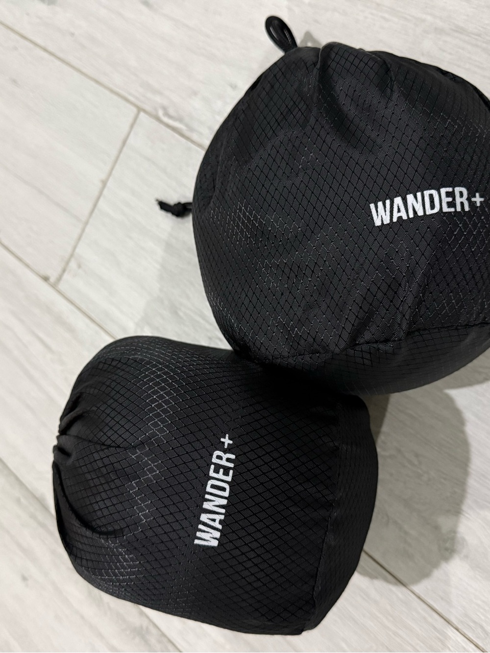 WANDER+ travel neck pillow - Picture 2 of 5